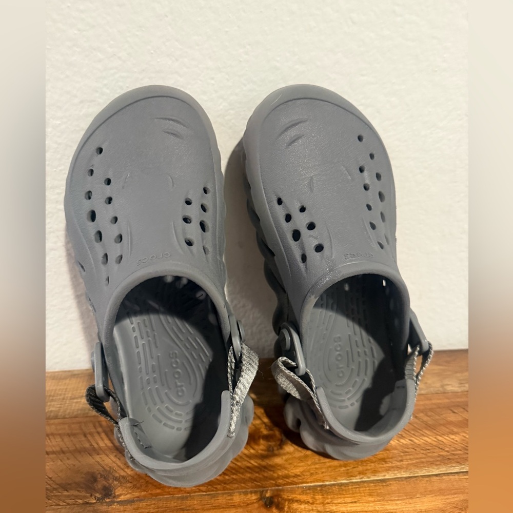 CROCS Kids' Gray Echo Clogs - Picture 3 of 3